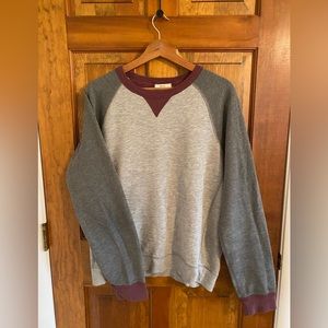 Gray Crewneck Abercrombie & Finch men’s M